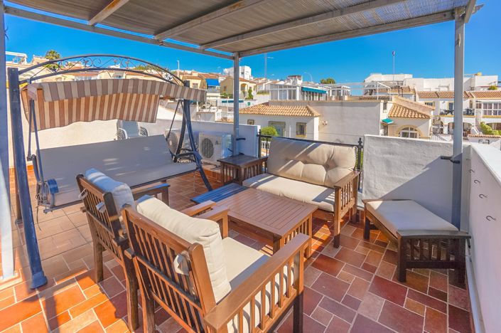 Image No.42-3 Bed Quad for sale