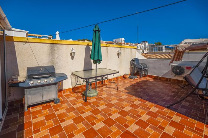 Image No.45-3 Bed Quad for sale
