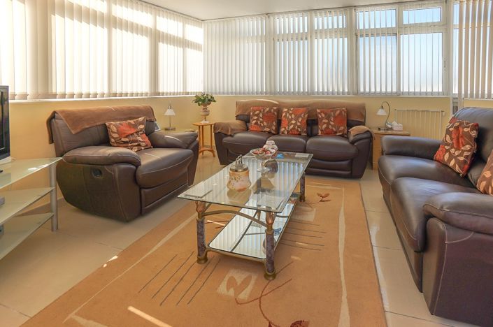 Image No.47-3 Bed Quad for sale