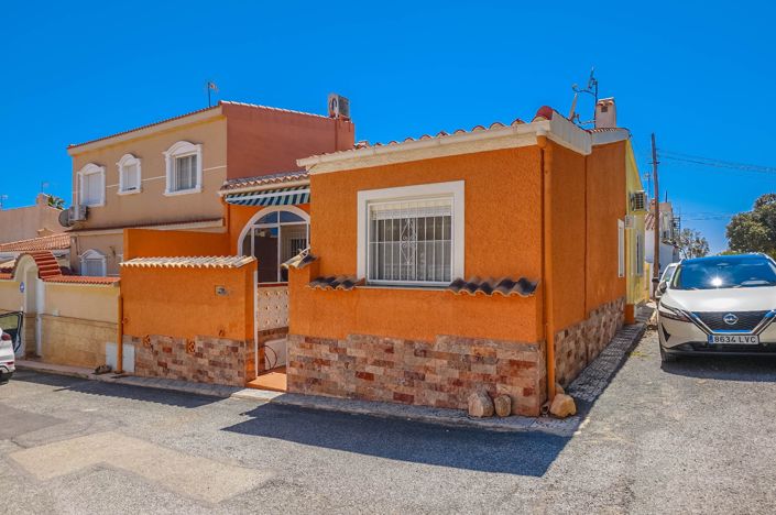Image No.14-2 Bed Property for sale