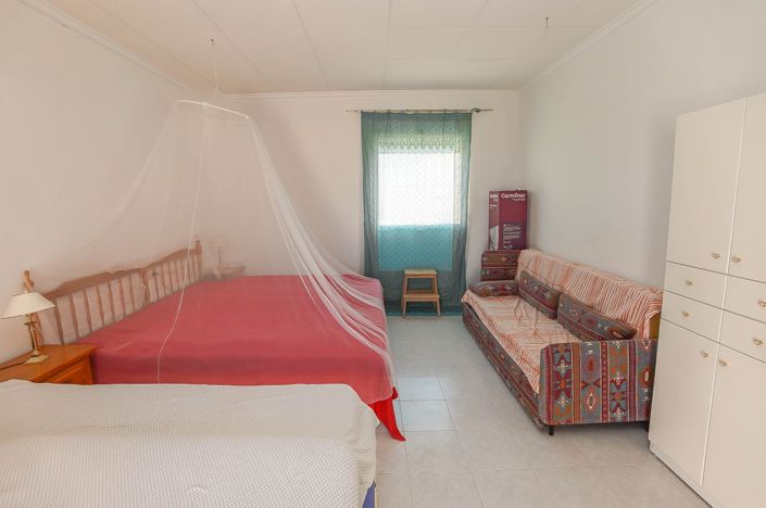 Image No.14-2 Bed House for sale
