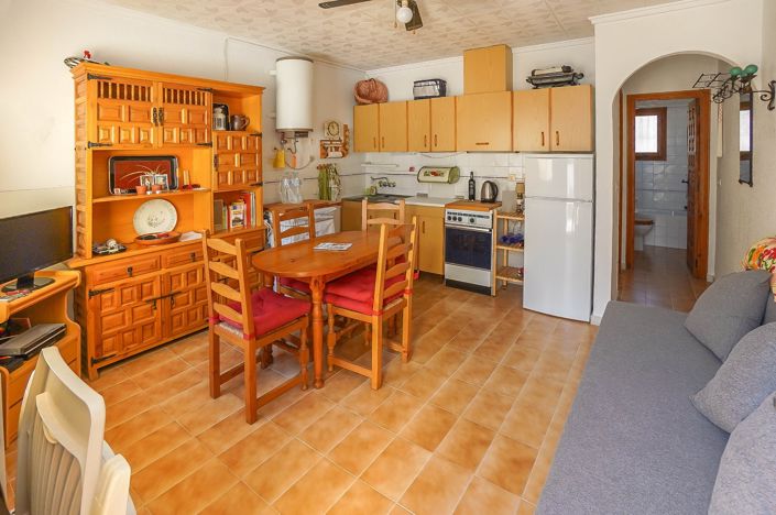Image No.2-2 Bed House for sale