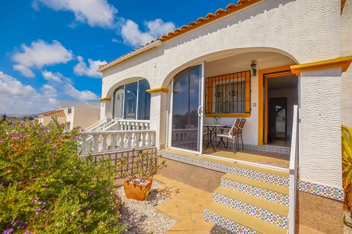 Image No.33-3 Bed Quad for sale
