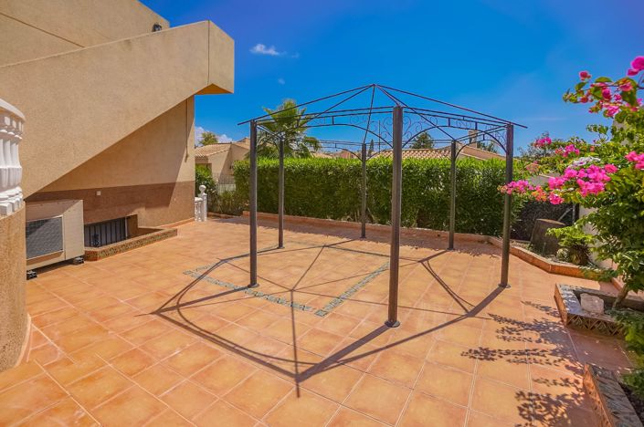 Image No.26-3 Bed Villa / Detached for sale