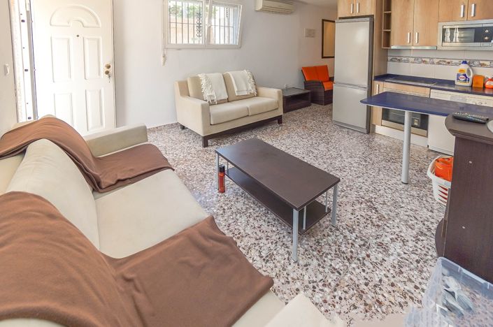 Image No.31-3 Bed Villa / Detached for sale
