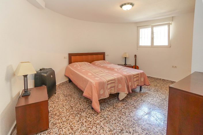 Image No.38-3 Bed Villa / Detached for sale