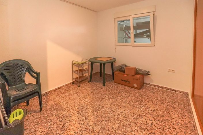 Image No.39-3 Bed Villa / Detached for sale