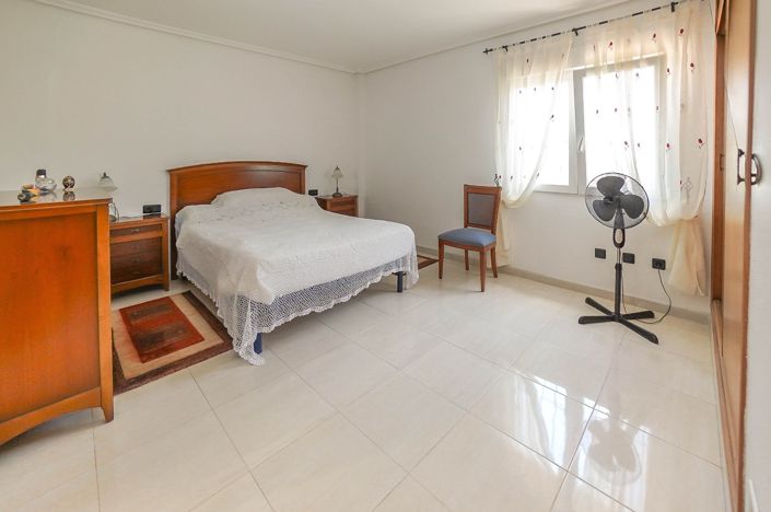 Image No.4-3 Bed Villa / Detached for sale