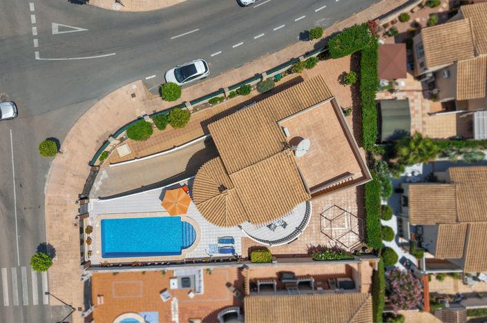 Image No.45-3 Bed Villa / Detached for sale