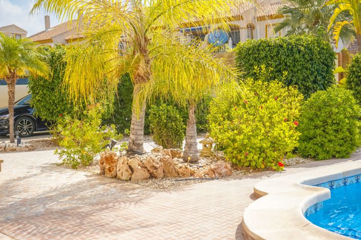 Image No.26-3 Bed Villa / Detached for sale