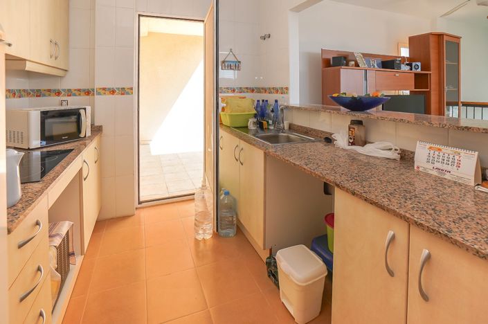 Image No.17-3 Bed Townhouse for sale