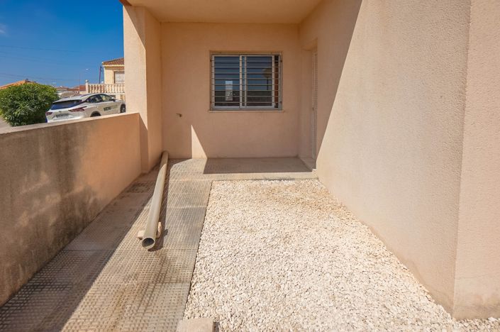 Image No.24-3 Bed Townhouse for sale