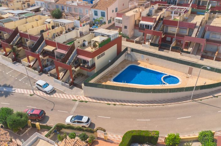 Image No.33-3 Bed Townhouse for sale