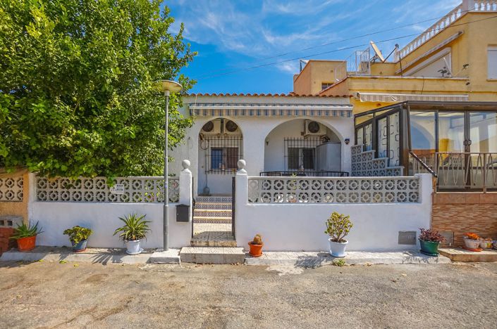 Image No.15-2 Bed Bungalow for sale