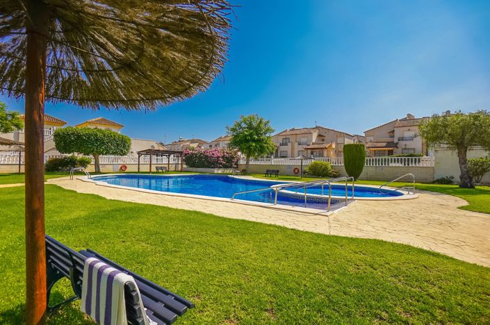 Image No.28-Quad de 3 chambres à vendre à Algorfa