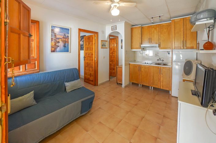 Image No.2-1 Bed House for sale