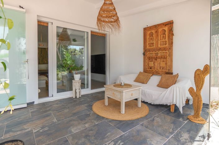 Image No.35-4 Bed Villa / Detached for sale