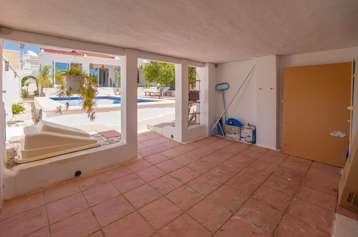 Image No.36-4 Bed Villa / Detached for sale