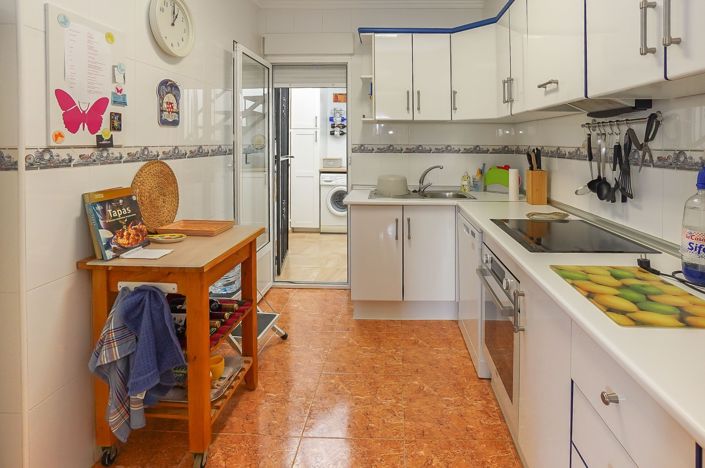 Image No.19-2 Bed Quad for sale