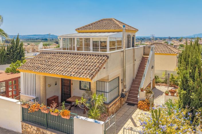 Detached in La Marina