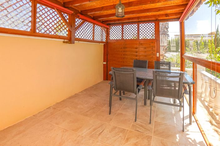 Image No.26-3 Bed Villa / Detached for sale