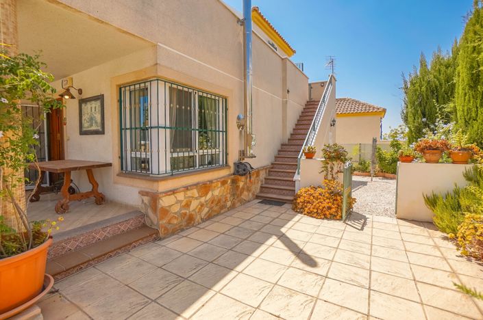 Image No.28-3 Bed Villa / Detached for sale