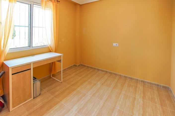 Image No.7-3 Bed Villa / Detached for sale