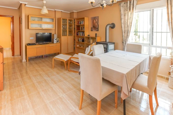 Image No.9-3 Bed Villa / Detached for sale