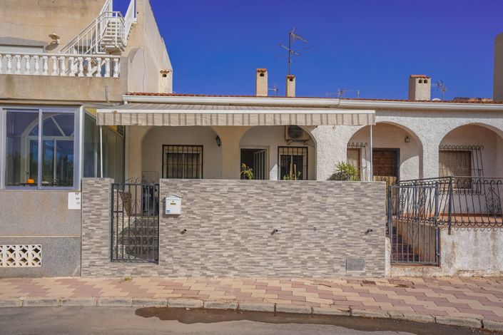 Image No.17-2 Bed Bungalow for sale