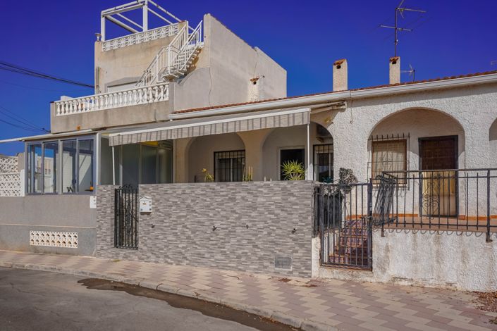 Image No.22-2 Bed Bungalow for sale
