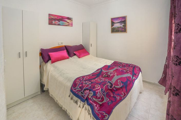 Image No.4-2 Bed Bungalow for sale