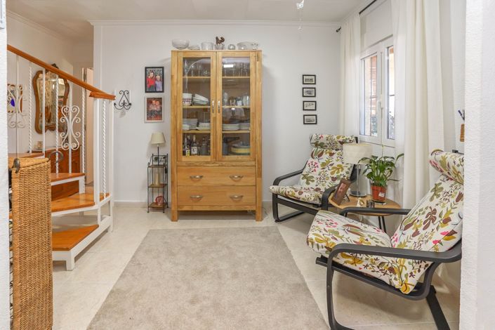 Image No.16-2 Bed Townhouse for sale