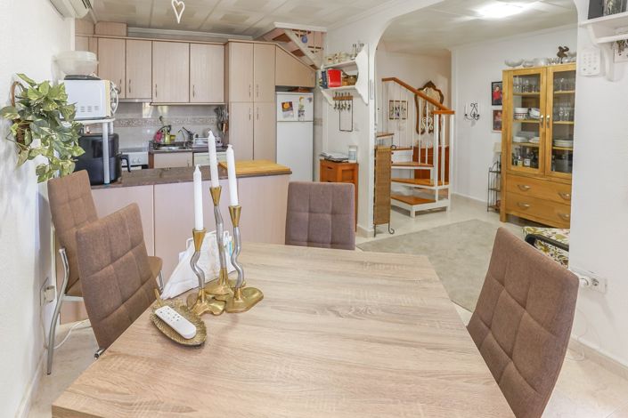 Image No.6-2 Bed Townhouse for sale