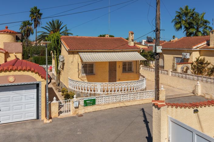 Image No.9-Villa / Détaché de 2 chambres à vendre à La Marina