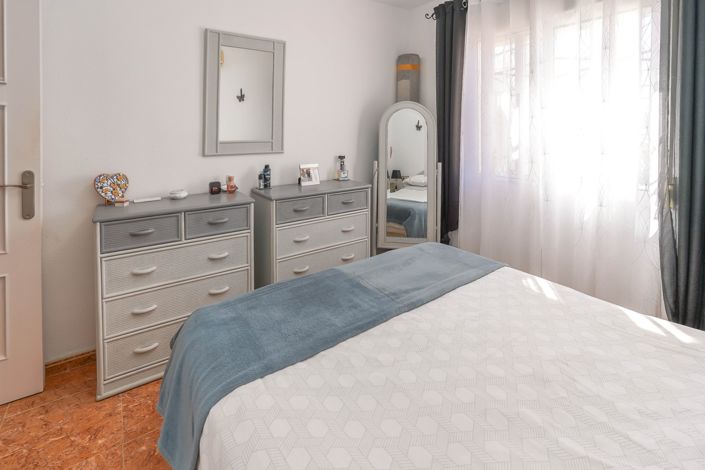 Image No.23-3 Bed Quad for sale