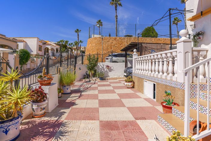 Image No.39-3 Bed Quad for sale