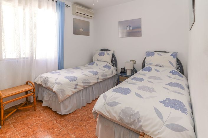 Image No.8-3 Bed Quad for sale