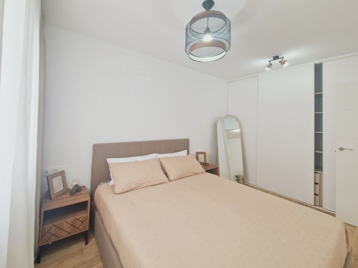 Image No.10-2 Bed Apartment for sale