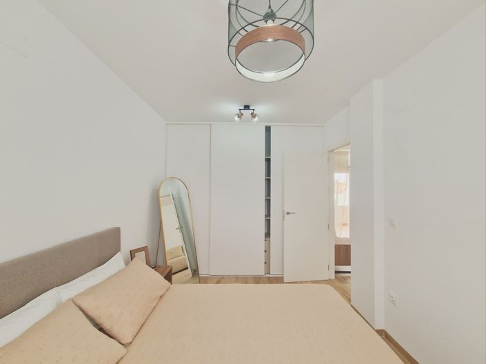 Image No.9-2 Bed Apartment for sale
