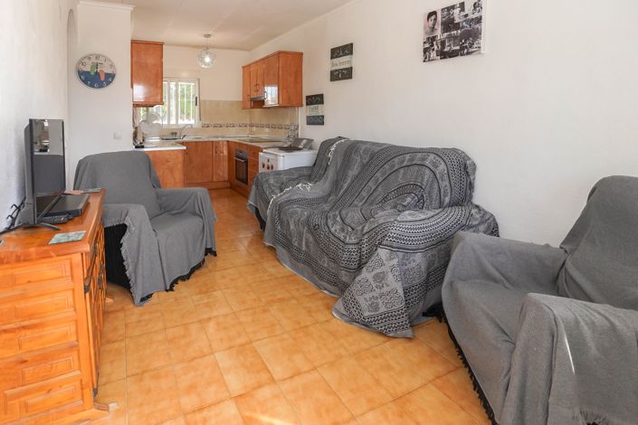 Image No.11-2 Bed Villa / Detached for sale