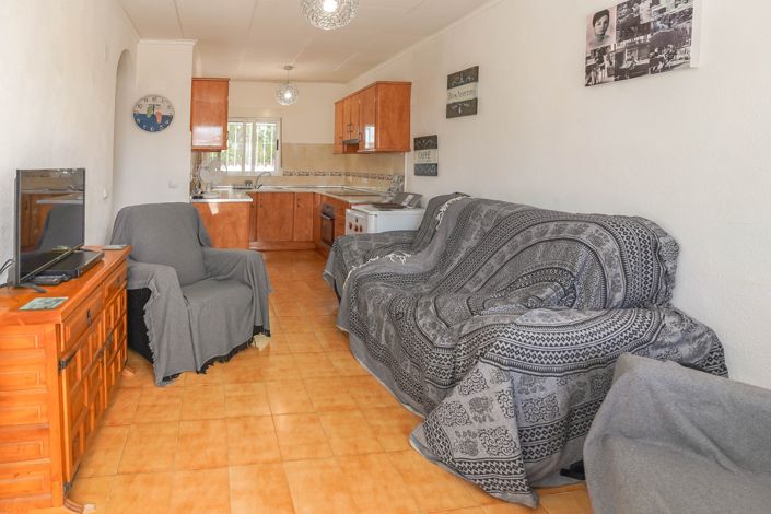 Image No.2-2 Bed Villa / Detached for sale