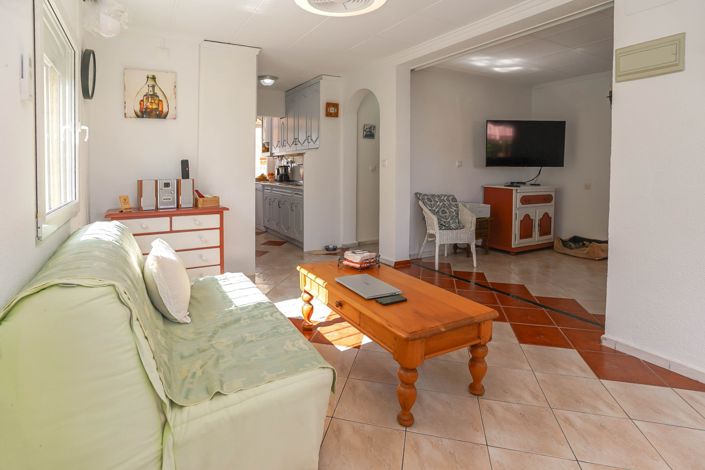 Image No.15-2 Bed Villa / Detached for sale