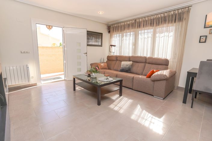 Image No.13-3 Bed Villa / Detached for sale
