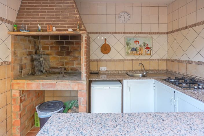 Image No.36-3 Bed Villa / Detached for sale