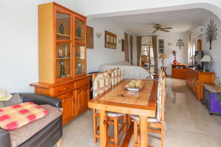 Image No.19-2 Bed Villa / Detached for sale