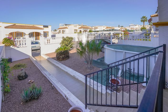 Image No.25-3 Bed Quad for sale