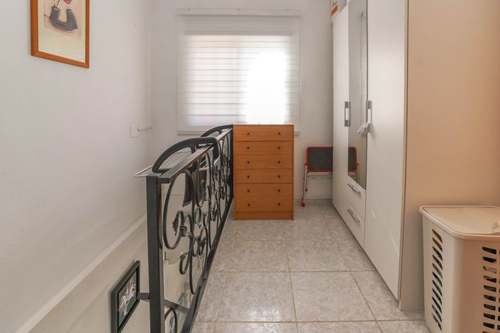 Image No.22-2 Bed Townhouse for sale