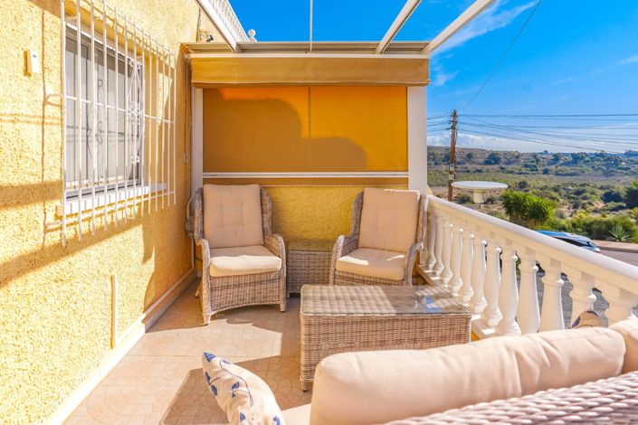Image No.31-2 Bed Townhouse for sale