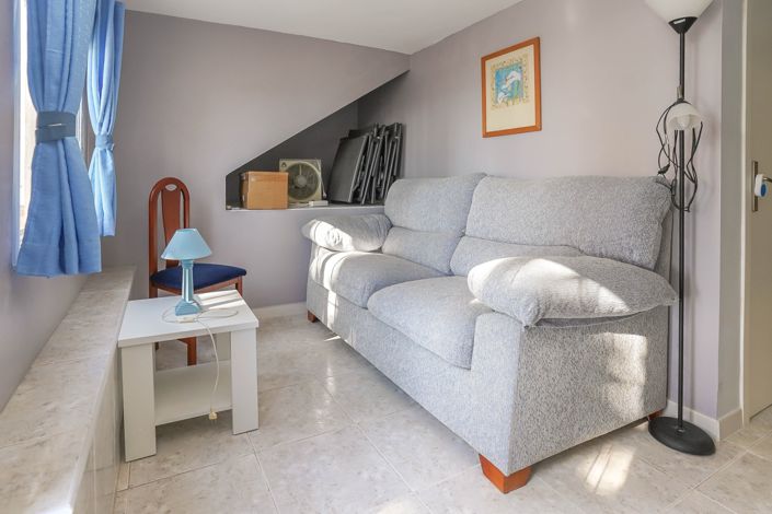 Image No.7-2 Bed Townhouse for sale
