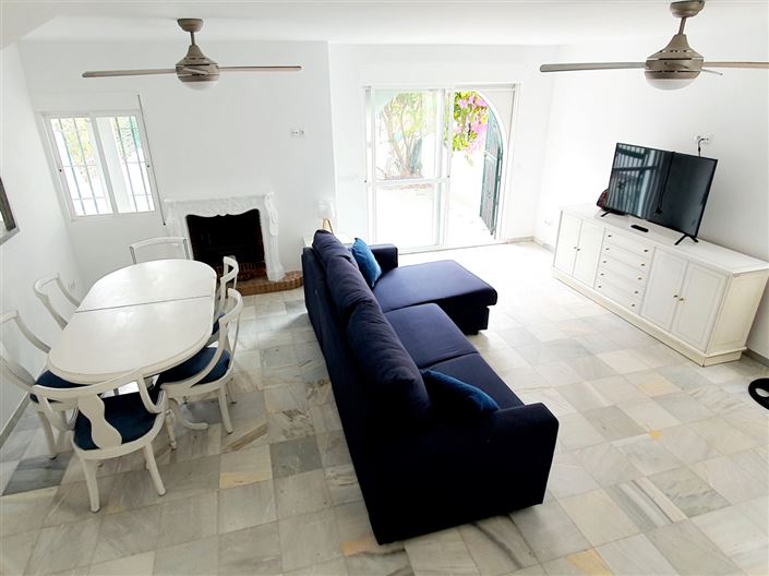 Image No.10-4 Bed Property for sale